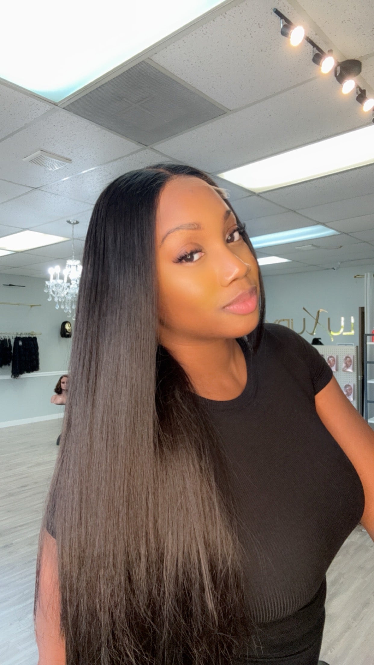 Chanel Plus-Jet black